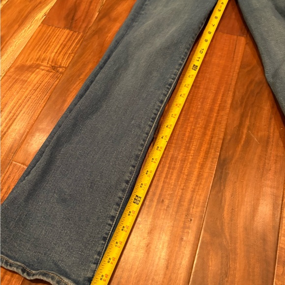 Levi’s Ribcage Boot Jeans Size 26 High Rise Bootcut (0360) - Picture 4 of 9